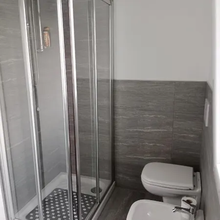 Casa Malu Vakantiehuis Mandello del Lario