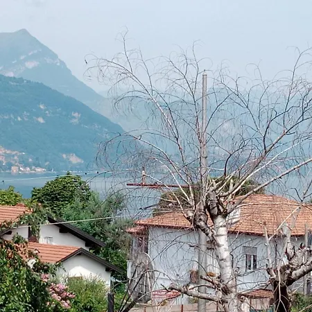 Casa Malu Vakantiehuis Mandello del Lario